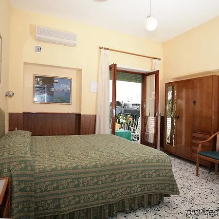 Carmencita Szálloda Anacapri