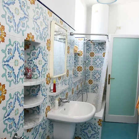 Carmencita Отель 3*