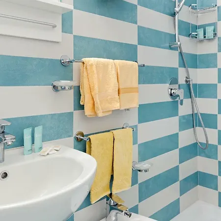 Carmencita Отель Анакапри