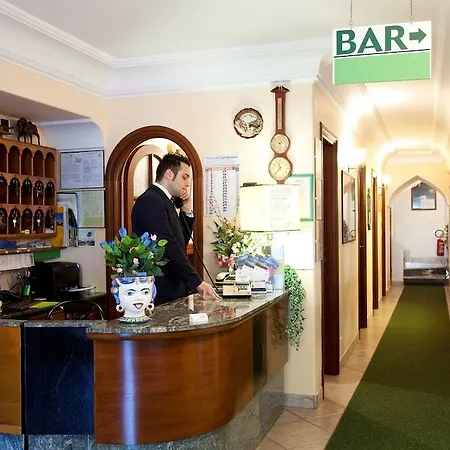 Carmencita Отель Анакапри